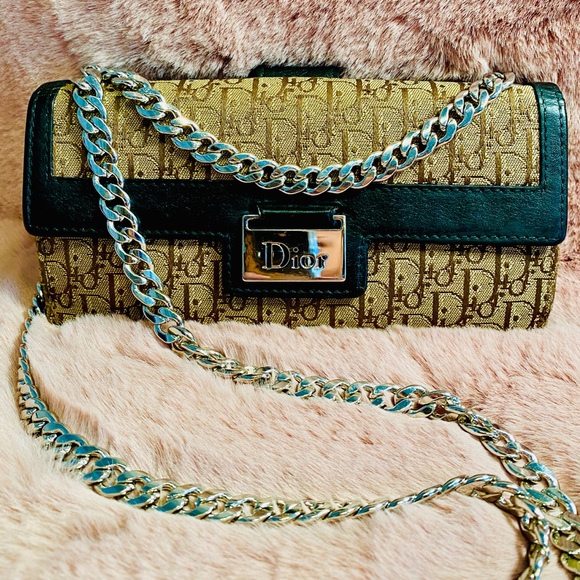 SOLD - Picture 3 of 13